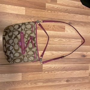 Coach Signature crossbody